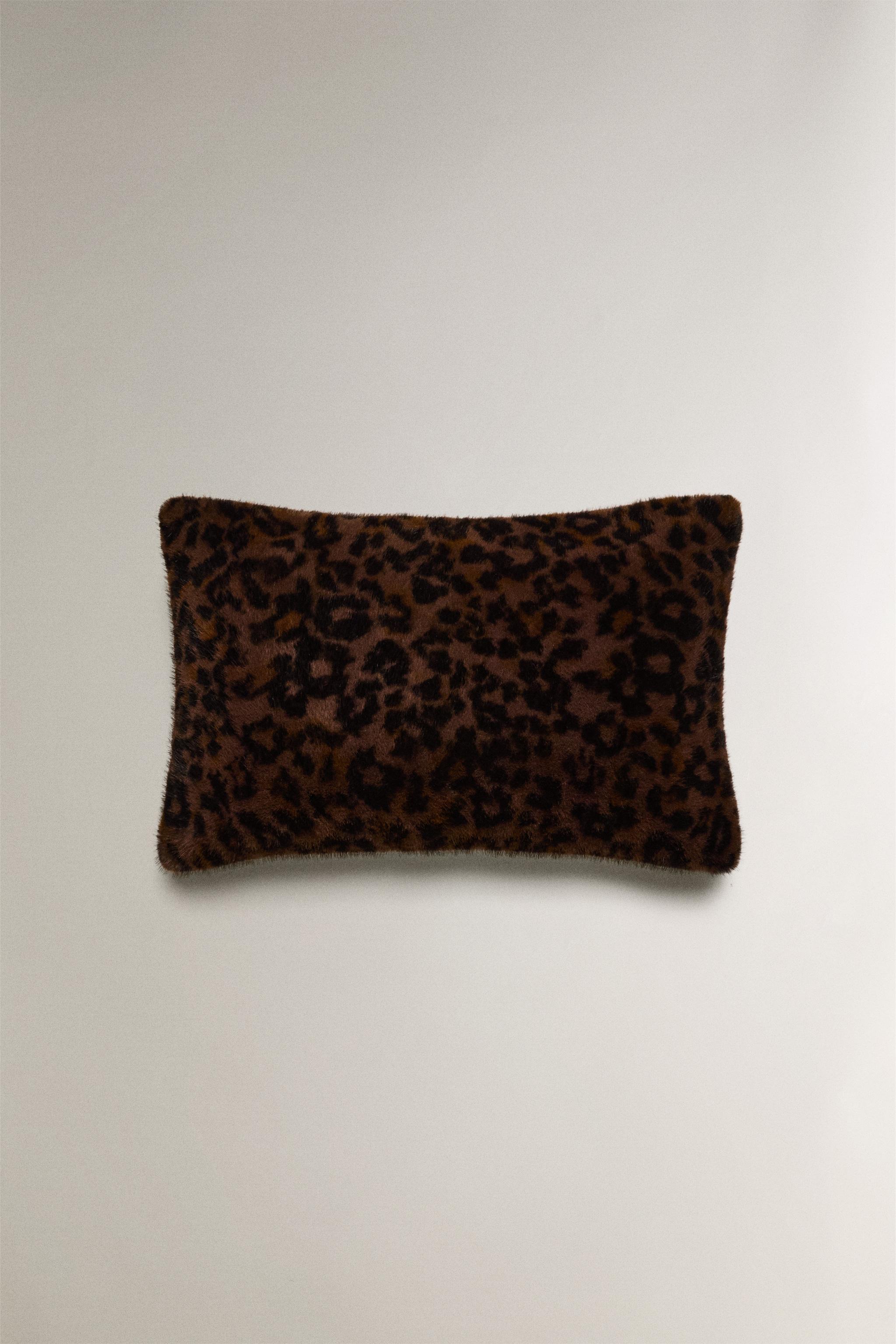 ANIMAL PRINT FAUX FUR THROW PILLOW COVER